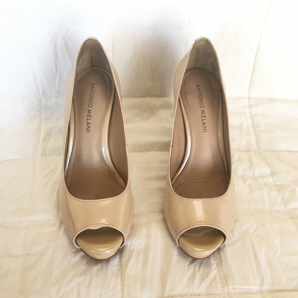 Nude Peep-Toe Pumps Antonio Melani